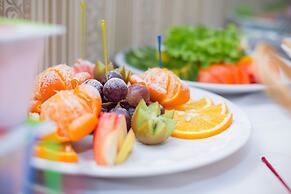 City Hotel Tien Shan