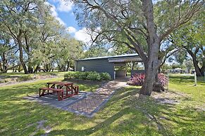 Acclaim Rose Gardens Beachside Holiday Park