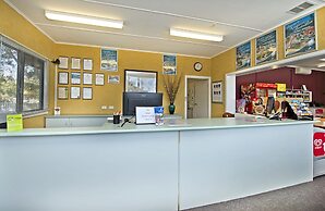 Acclaim Rose Gardens Beachside Holiday Park