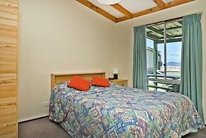 Acclaim Rose Gardens Beachside Holiday Park