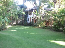 Bamboo Bungalow Resthouse