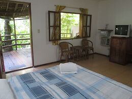 Bamboo Bungalow Resthouse