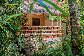 Bamboo Bungalow Resthouse
