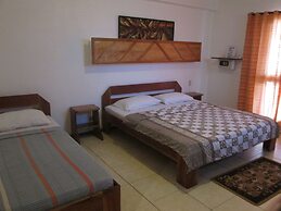 Bamboo Bungalow Resthouse