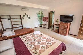 Bamboo Bungalow Resthouse