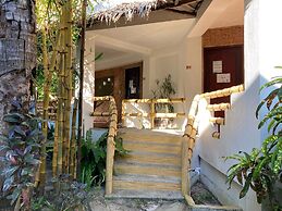 Bamboo Bungalow Resthouse