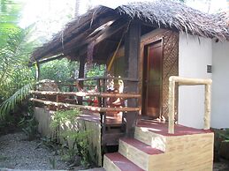 Bamboo Bungalow Resthouse