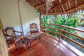 Bamboo Bungalow Resthouse