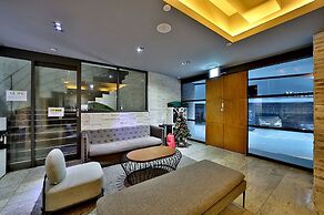 Hound Hotel Seomyeon 1st Street