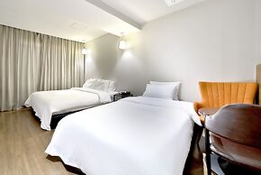 Hound Hotel Seomyeon 1st Street