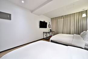 Hound Hotel Seomyeon 1st Street