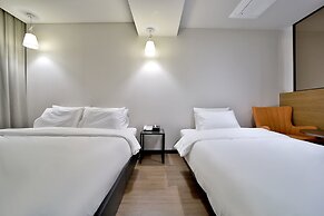 Hound Hotel Seomyeon 1st Street