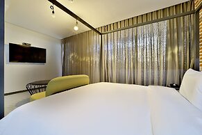 Hound Hotel Seomyeon 1st Street