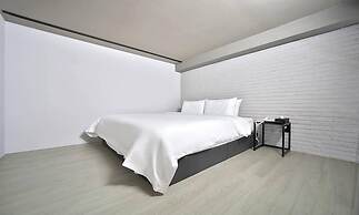 Hound Hotel Seomyeon 1st Street