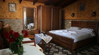 Santa Maria Guest House