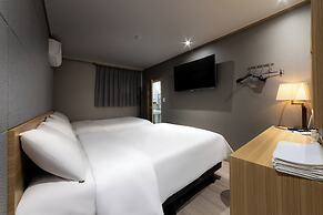 About Stay Seoul Station