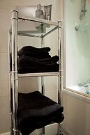 Central Suite - Simple2let Serviced Apartments