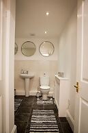 Central Suite - Simple2let Serviced Apartments