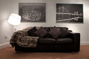 Central Suite - Simple2let Serviced Apartments