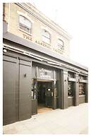 Arsenal Tavern Backpackers