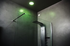 miLoft Guest Rooms & Terrace