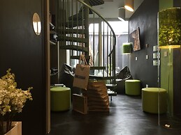 miLoft Guest Rooms & Terrace