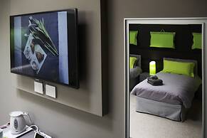 miLoft Guest Rooms & Terrace