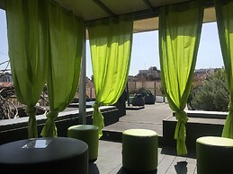 miLoft Guest Rooms & Terrace