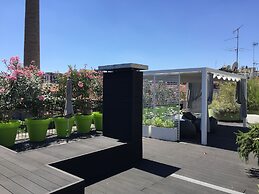 miLoft Guest Rooms & Terrace