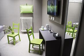 miLoft Guest Rooms & Terrace