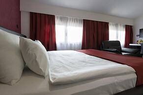 Nova City Hotel Signature Collection