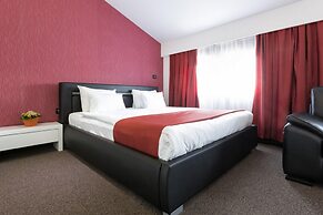 Nova City Hotel Signature Collection