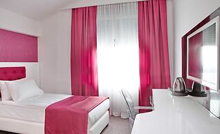 Nova City Hotel Signature Collection