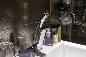 Nova City Hotel Signature Collection
