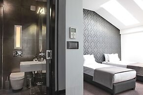 Nova City Hotel Signature Collection