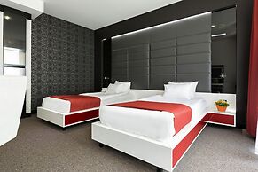 Nova City Hotel Signature Collection