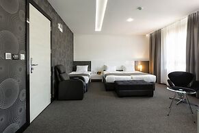 Nova City Hotel Signature Collection