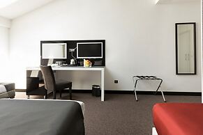 Nova City Hotel Signature Collection