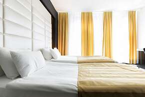 Nova City Hotel Signature Collection