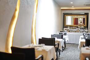 Nova City Hotel Signature Collection