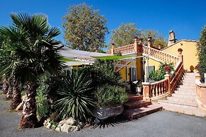 Hotel L'Enclos