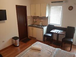 Kojic Apartments