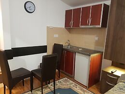 Kojic Apartments