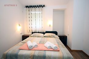 Kojic Apartments