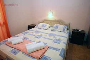 Kojic Apartments