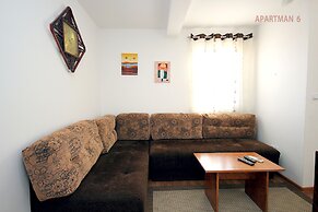 Kojic Apartments