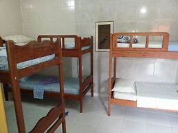 Itaúna Hostel