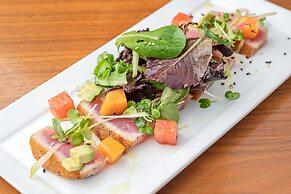 Clement Palo Alto – All-Inclusive Urban Resort