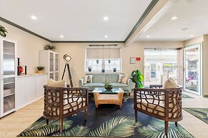 The Palms Hotel Fire Island