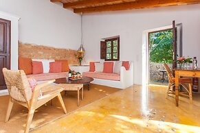 Hotel Agroturismo Possessió Binicomprat